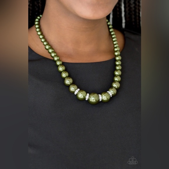 Paparazzi Pearl party green necklace - Picture 1 of 4
